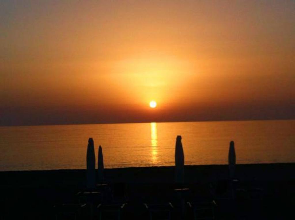 La Corte delle Rose B&B Praia a Mare Extérieur photo
